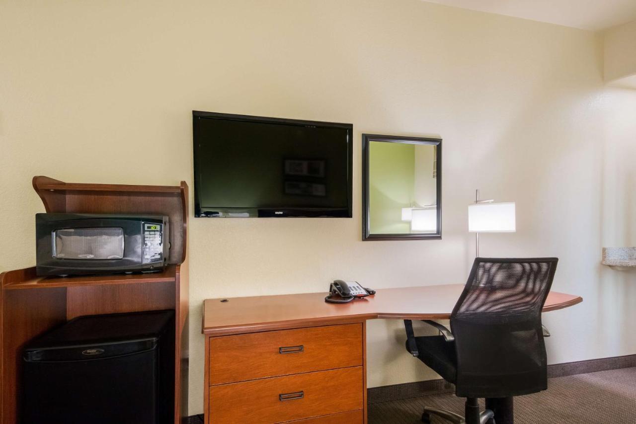 Surestay Plus Hotel By Best Western Near Seaworld San Antonio Exterior photo