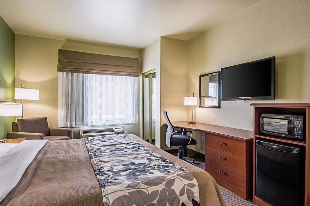 Surestay Plus Hotel By Best Western Near Seaworld San Antonio Room photo