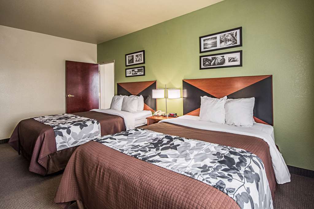 Surestay Plus Hotel By Best Western Near Seaworld San Antonio Room photo